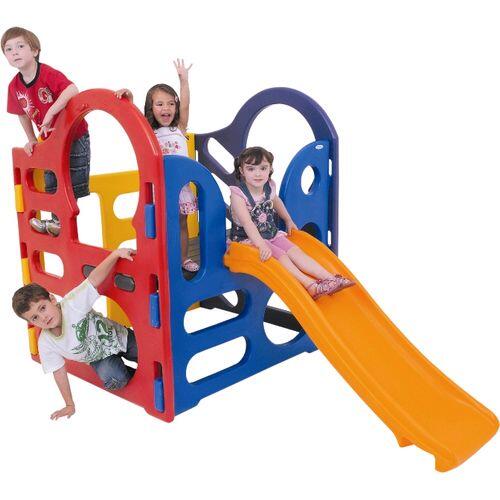 playground com escorregador de 1,50m de comprimento, 05 amplos degraus, plataforma para abrigar diversas crianças,